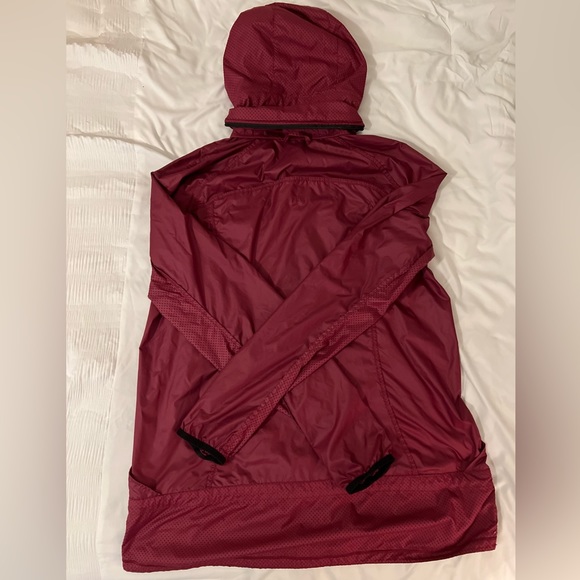 Lululemon Wind Breaker Jacket - Picture 10 of 13